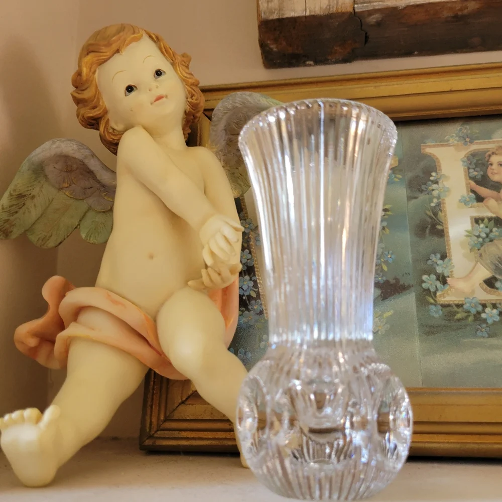 Small Vintage Crystal Bud Vase ~ MCM ~ Thumbprint Base ~ Cut Glass ~ Pretty!